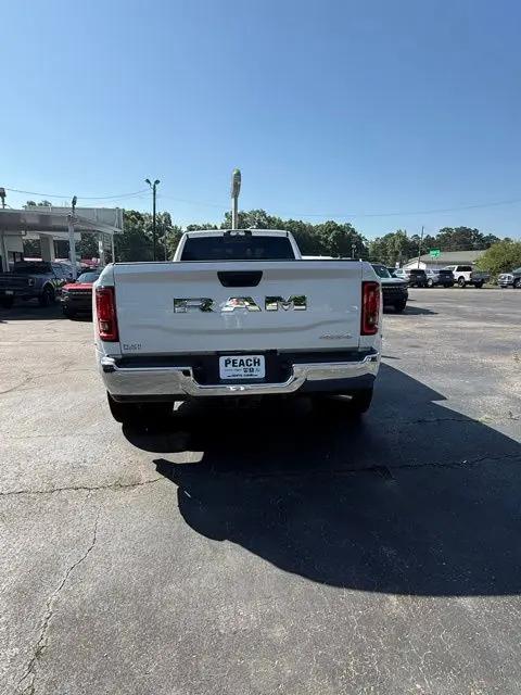 2026 Ram 3500 Tradesman Crew Cab 4x4 8' Box