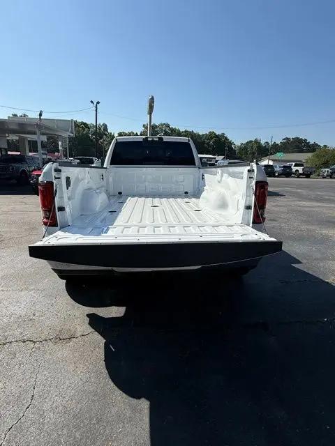 2026 Ram 3500 Tradesman Crew Cab 4x4 8' Box