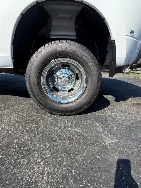 2026 Ram 3500 Tradesman Crew Cab 4x4 8' Box