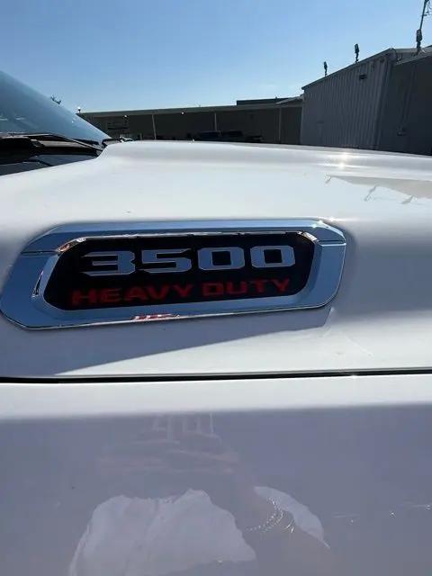 2026 Ram 3500 Tradesman Crew Cab 4x4 8' Box