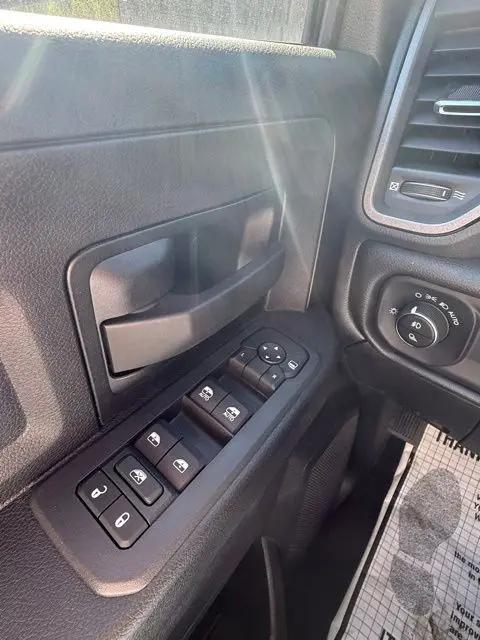 2026 Ram 3500 Tradesman Crew Cab 4x4 8' Box