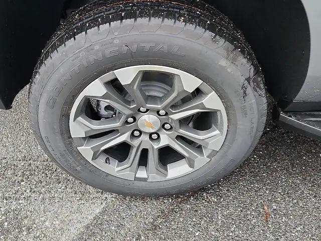 2026 Chevrolet Suburban LS, 4WD