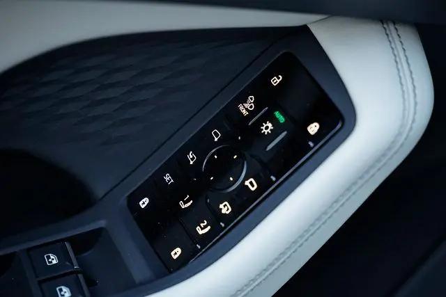 2026 Audi A6 Premium Plus quattro S tronic