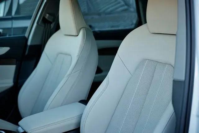 2026 Audi A6 Premium Plus quattro S tronic
