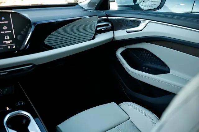 2026 Audi A6 Premium Plus quattro S tronic