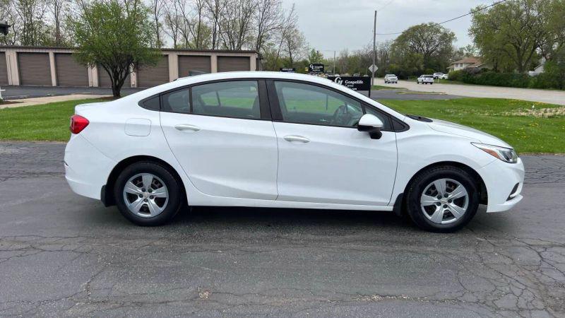 2017 Chevrolet Cruze LS Auto