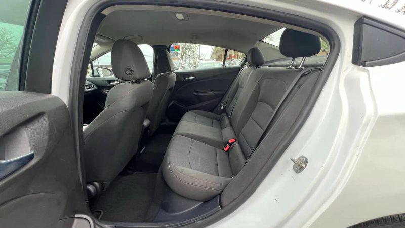 2017 Chevrolet Cruze LS Auto