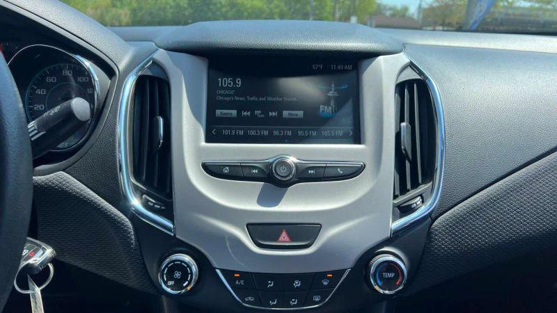 2017 Chevrolet Cruze LS Auto