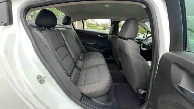 2017 Chevrolet Cruze LS Auto