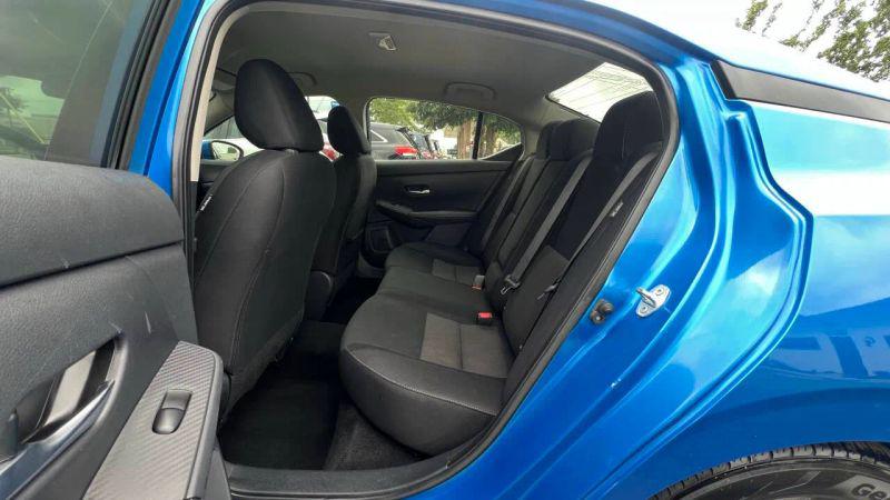 2022 Nissan Sentra SV Xtronic CVT