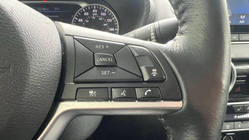 2022 Nissan Sentra SV Xtronic CVT