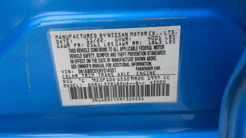 2022 Nissan Sentra SV Xtronic CVT