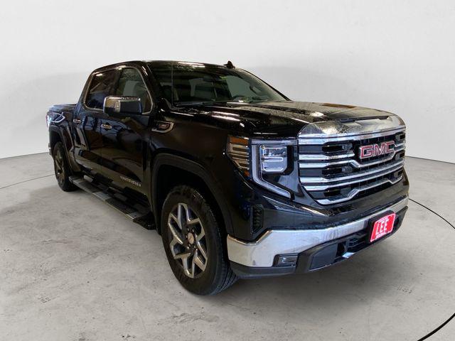 2026 GMC Sierra 1500 Crew Cab, Short Bed, SLT, 4WD