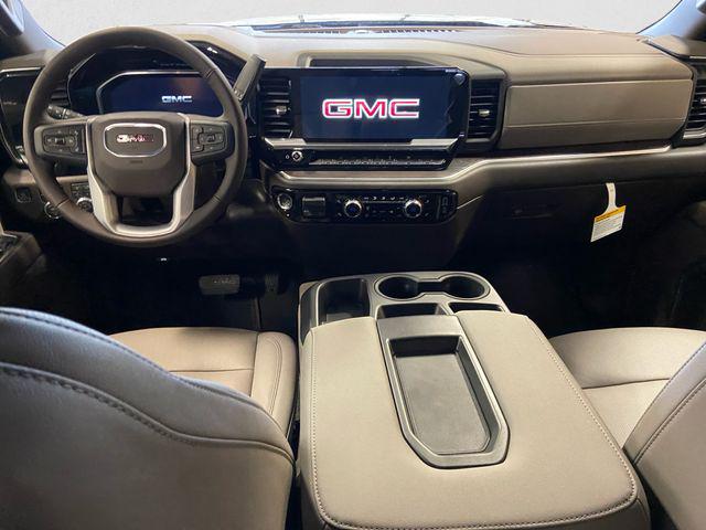 2026 GMC Sierra 1500 Crew Cab, Short Bed, SLT, 4WD