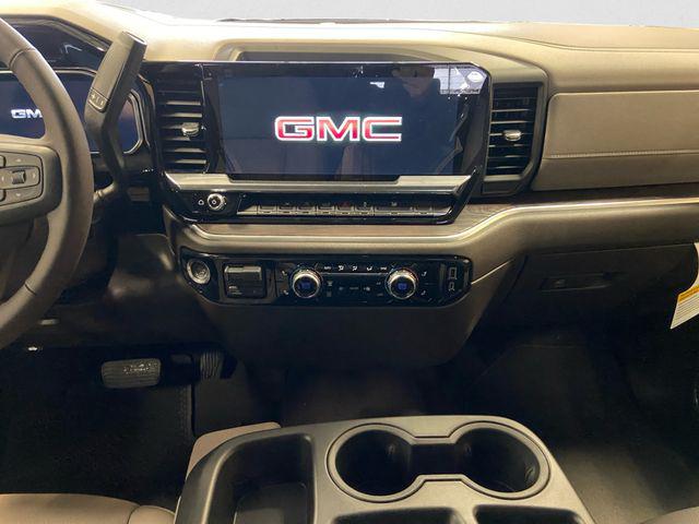 2026 GMC Sierra 1500 Crew Cab, Short Bed, SLT, 4WD