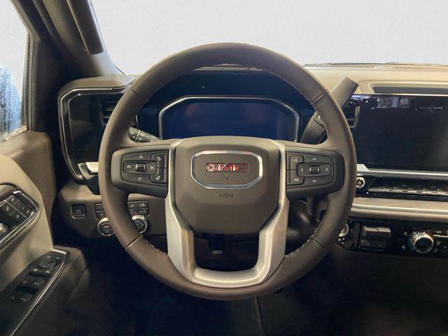 2026 GMC Sierra 1500 Crew Cab, Short Bed, SLT, 4WD