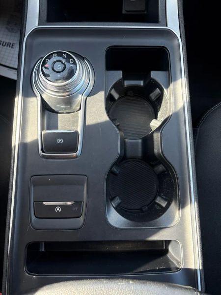 2021 Ford Edge SE