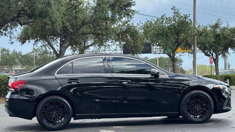 2019 Mercedes-Benz A 220 A 220