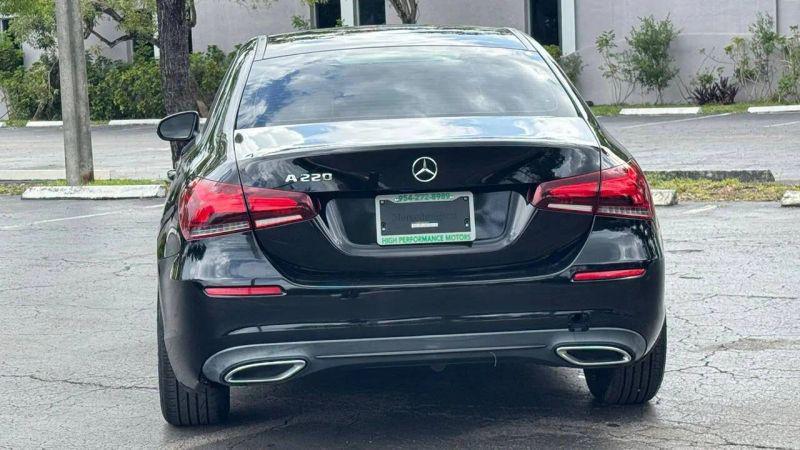 2019 Mercedes-Benz A 220 A 220
