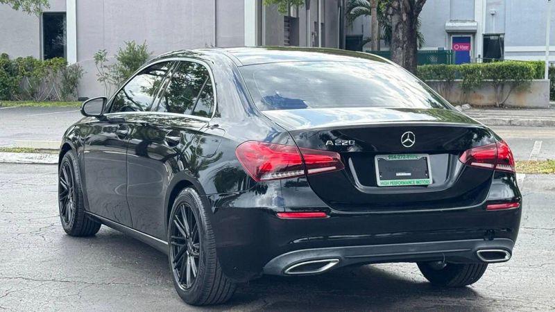 2019 Mercedes-Benz A 220 A 220