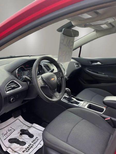 2017 Chevrolet Cruze LT Auto