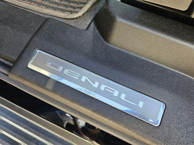 2024 GMC Yukon 4WD Denali Ultimate