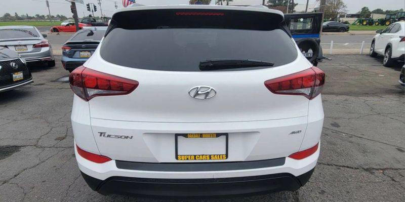 2017 Hyundai Tucson SE