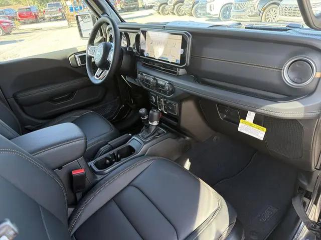 2026 Jeep Wrangler 4-Door Sahara 4x4