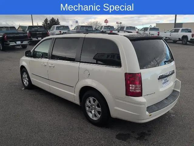 2009 Chrysler Town & Country Touring