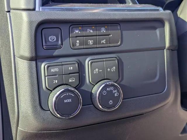 2026 Chevrolet Suburban LS, 4WD