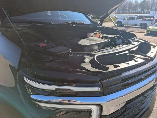2026 Chevrolet Suburban LS, 4WD