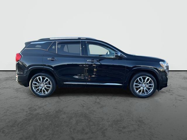 2024 GMC Terrain AWD Denali