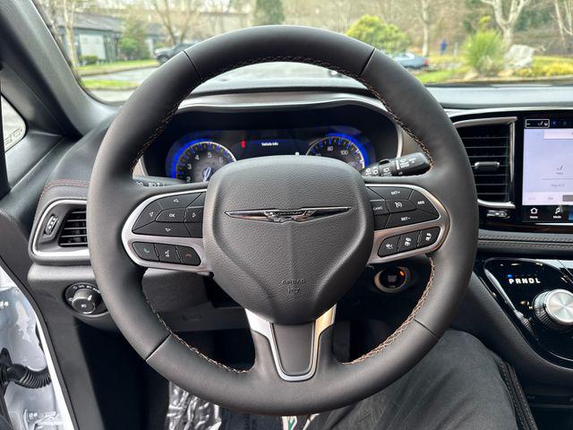 2026 Chrysler Pacifica Pinnacle AWD