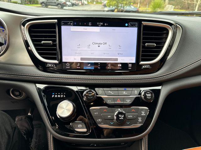 2026 Chrysler Pacifica Pinnacle AWD