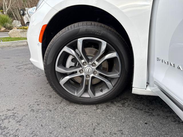 2026 Chrysler Pacifica Pinnacle AWD