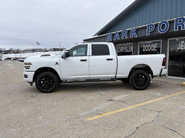 2026 RAM Ram 2500 RAM 2500 BLACK EXPRESS CREW CAB 4X4 64 BOX