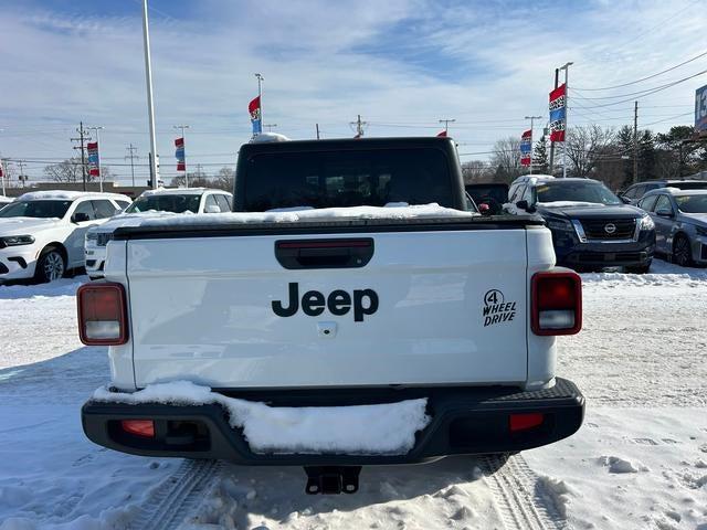 2021 Jeep Gladiator Willys 4x4
