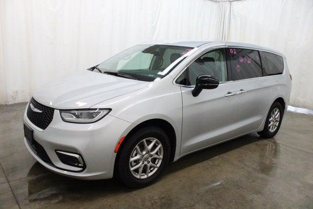 2024 Chrysler Pacifica Touring L 2024 Chrysler Pacifica Touring L