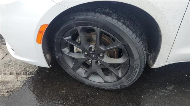 2023 Chrysler Pacifica Touring L 2023 Chrysler Pacifica Touring L