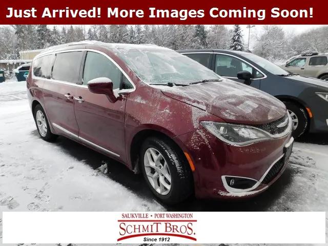 2020 Chrysler Pacifica Touring L 2020 Chrysler Pacifica Touring L