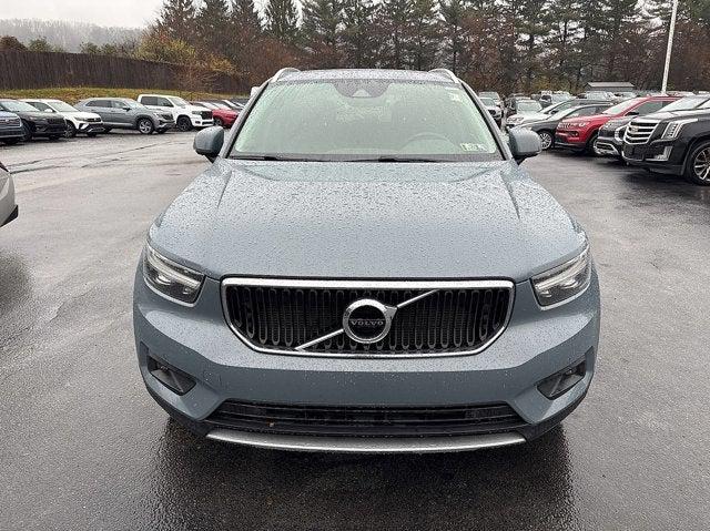 2021 Volvo XC40 T5 Momentum 2021 Volvo XC40 T5 Momentum