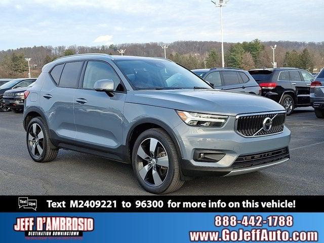 2021 Volvo XC40 T5 Momentum 2021 Volvo XC40 T5 Momentum