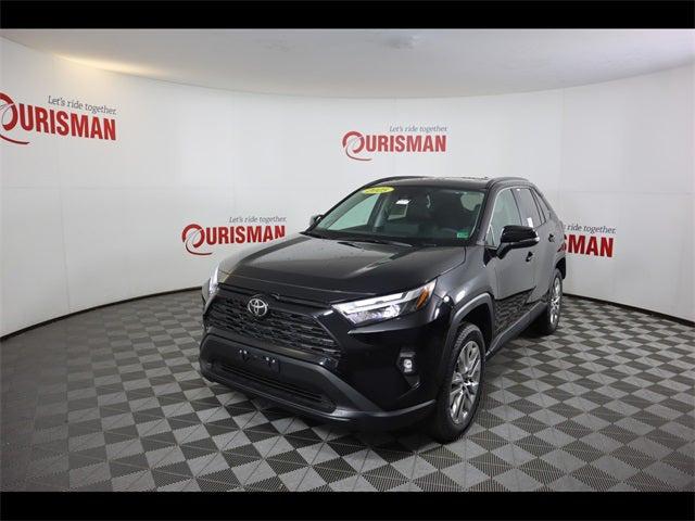 2025 Toyota RAV4 XLE Premium