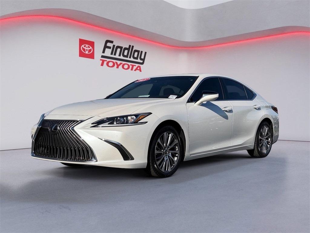 2021 Lexus ES 350's photo