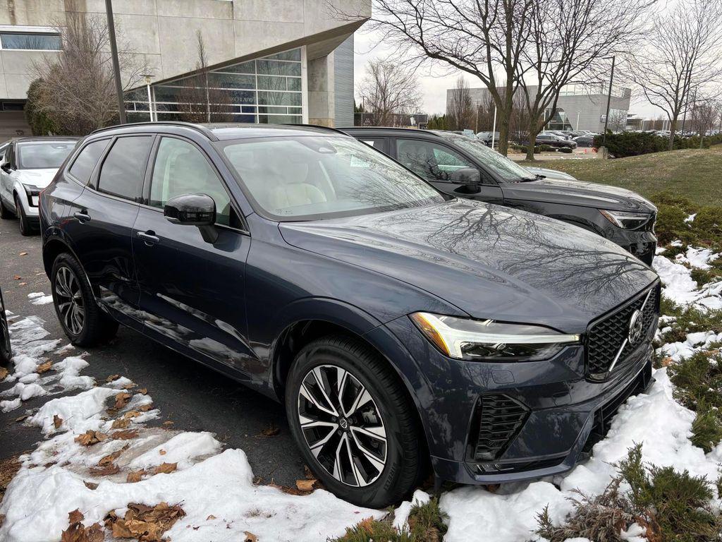 /2025 Volvo XC60