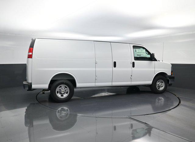 2025 Chevrolet Express Cargo Van RWD 3500 Extended Wheelbase WT