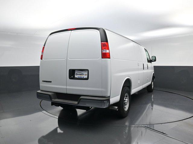 2025 Chevrolet Express Cargo Van RWD 3500 Extended Wheelbase WT
