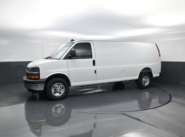 2025 Chevrolet Express Cargo Van RWD 3500 Extended Wheelbase WT