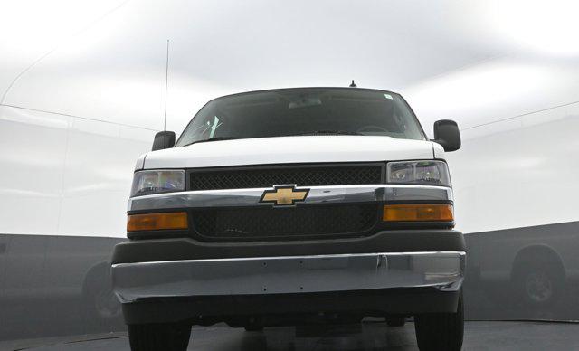 2025 Chevrolet Express Cargo Van RWD 3500 Extended Wheelbase WT