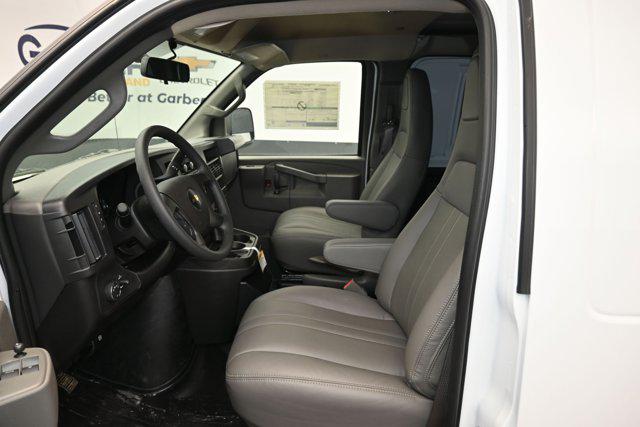 2025 Chevrolet Express Cargo Van RWD 3500 Extended Wheelbase WT